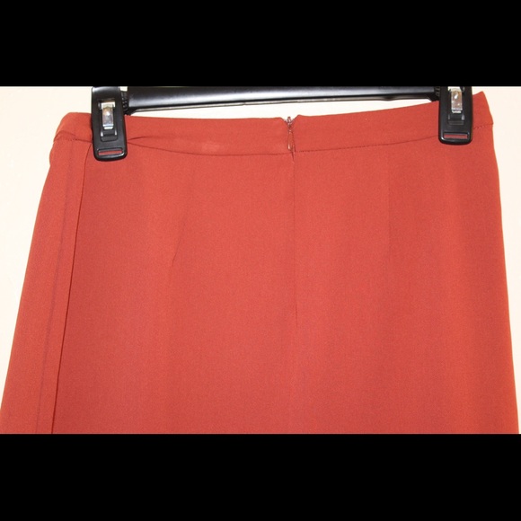 Skirt - Picture 2 of 5